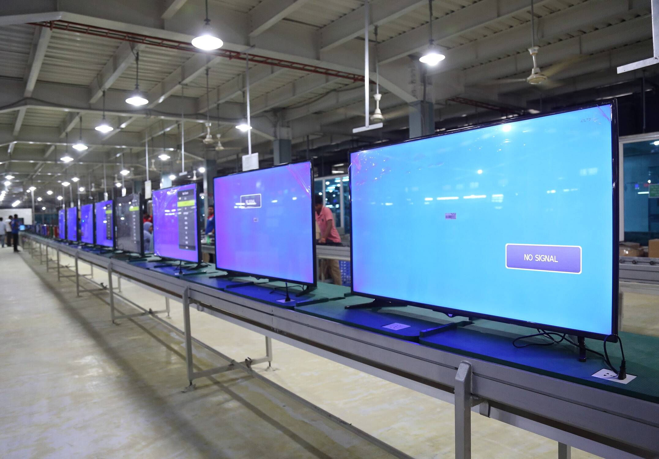What Are the Latest Trends in Custom LCD Display Manufacturing